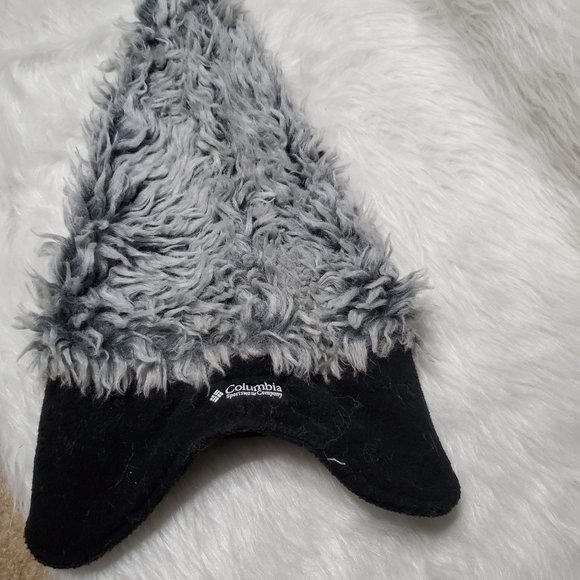 Columbia Fun & Fuzzy Faux Fur Youth Winter Hat - Picture 2 of 4
